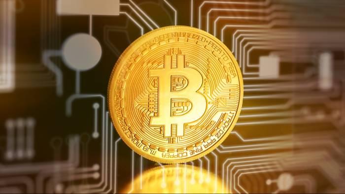 Bitcoin cai US$ 3 mil em apenas um dia, após forte alta com anúncio do Libra - Criptomoedas