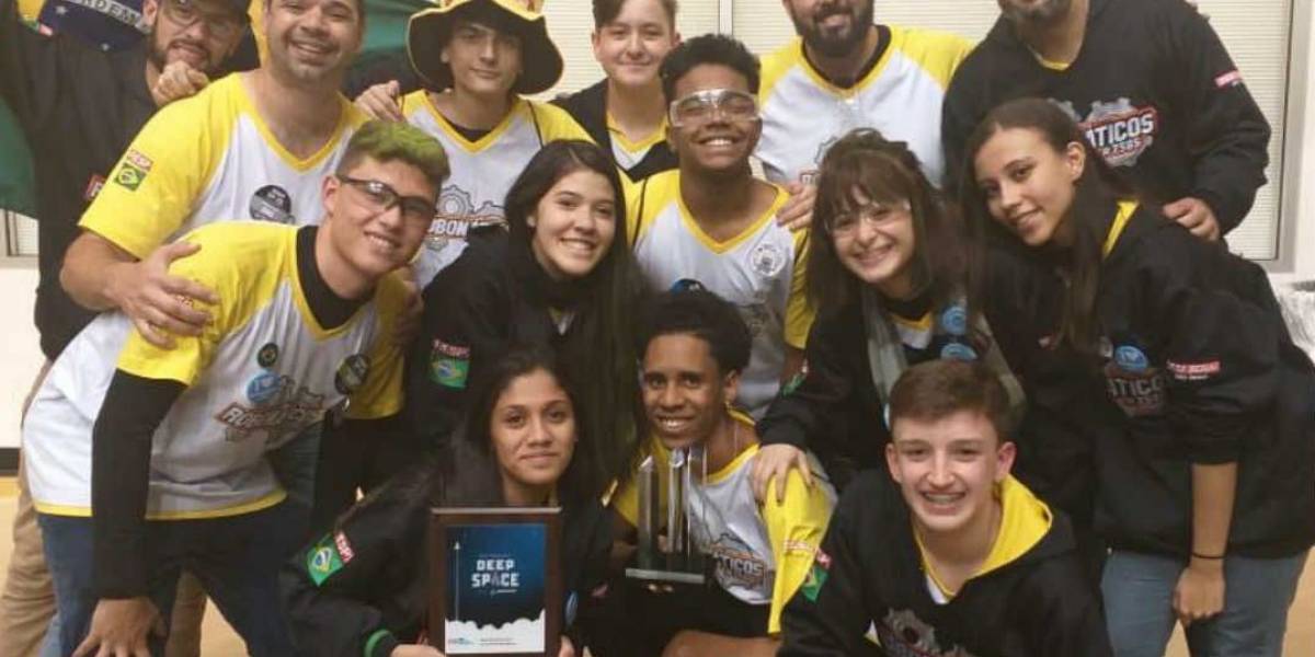 Brasil fica em primeiro lugar em campeonato mundial de robótica nos EUA