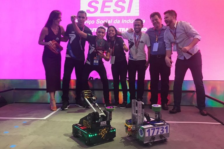 Equipe Baiana é campeã em desafio de robótica no 9º Congresso De Inovação