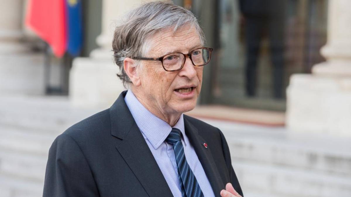 A maioria dos governos escuta seus cientistas, não os ataca, diz Bill Gates